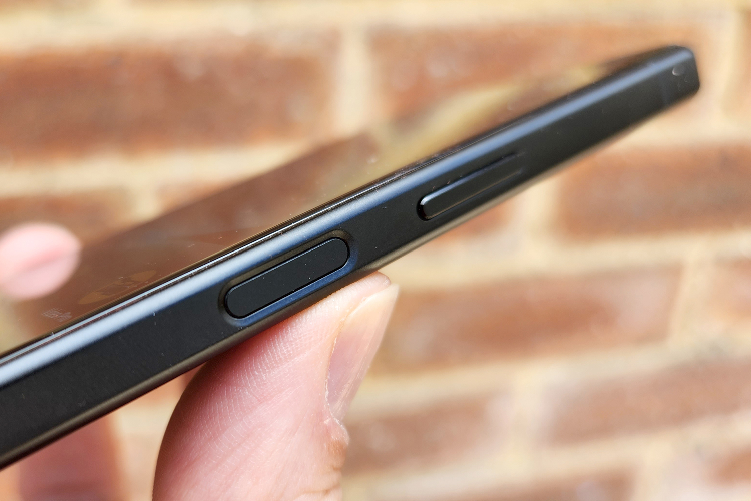 Sony Xperia 5 IV review fingerprint sensor
