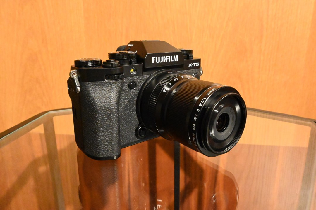Fujifilm X-T5 hands-on review lead