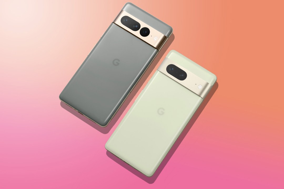 Google Pixel 7 and Pixel 7 Pro angle