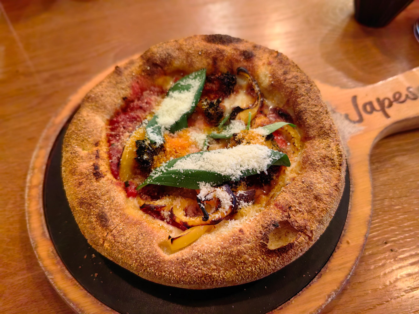 Huawei Mate 50 Pro camera samples pizza