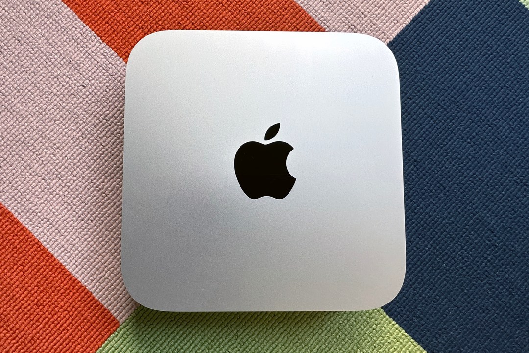 Mac Mini M2 top