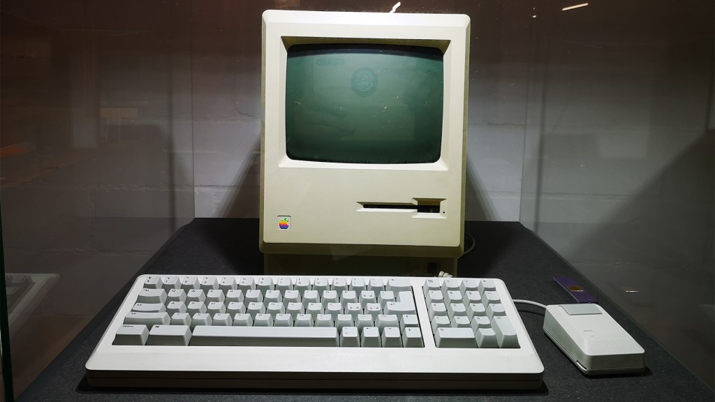 Apple Macintosh 128k in the Enter Museum, Switzerland. Credit: Sandra Becker 01, Creative Commons Attribution-Share Alike 4.0 International licence.