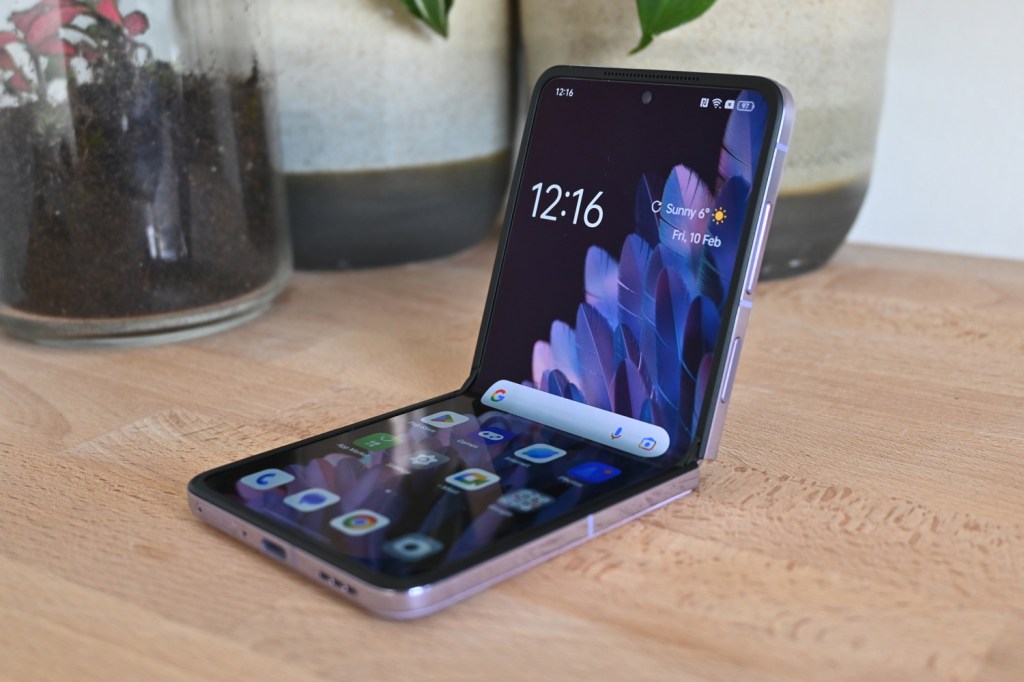 Oppo Find N2 Flip review verdict