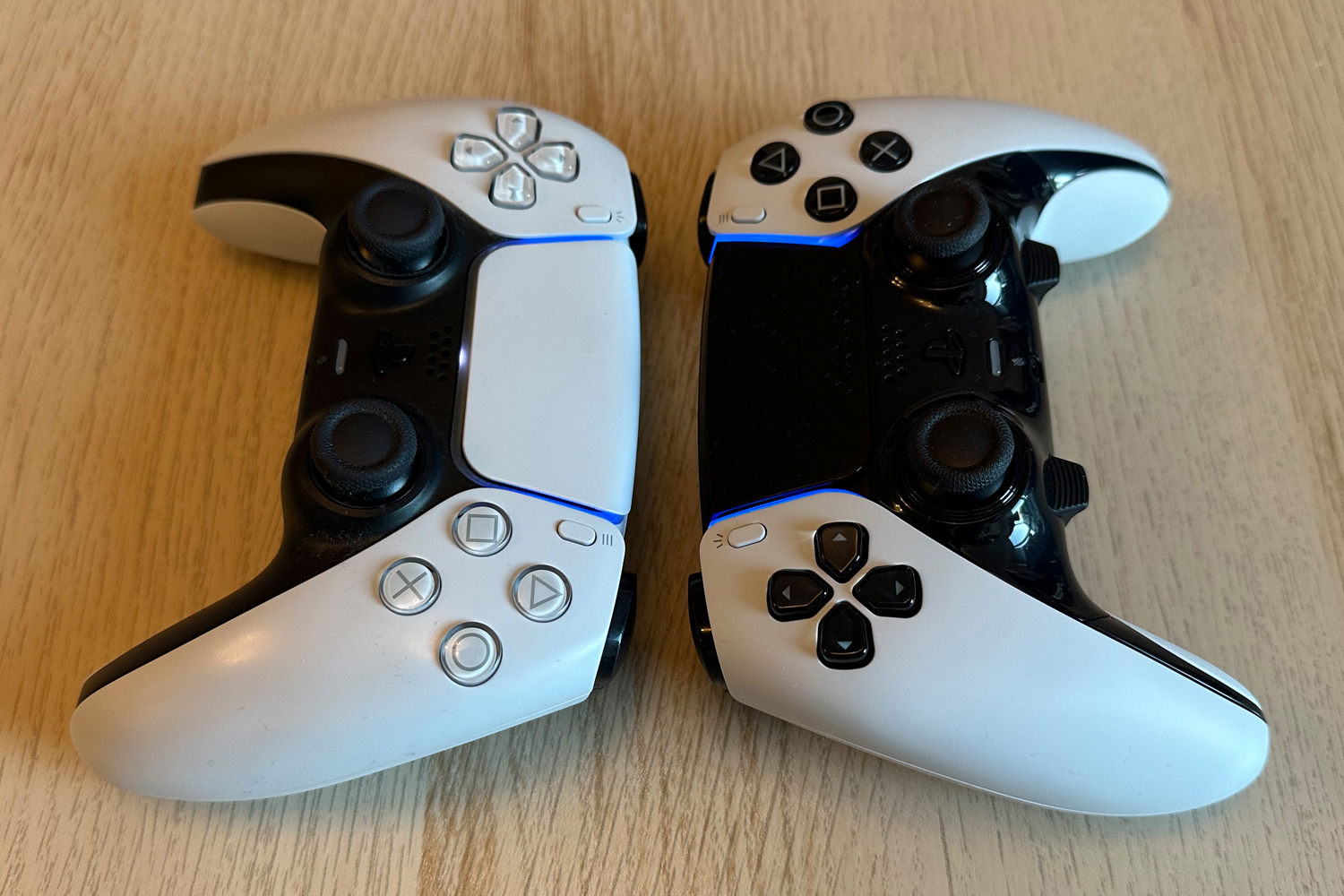 Sony Dualsense Edge controller review vs dualsense