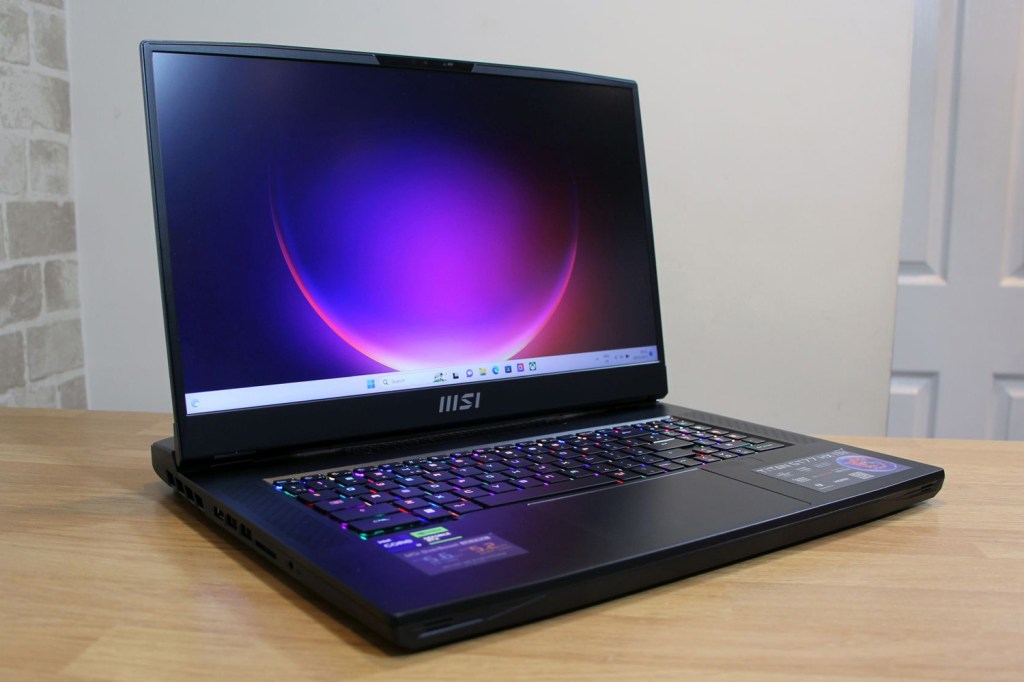 MSI Titan GT77 2023 Windows desktop