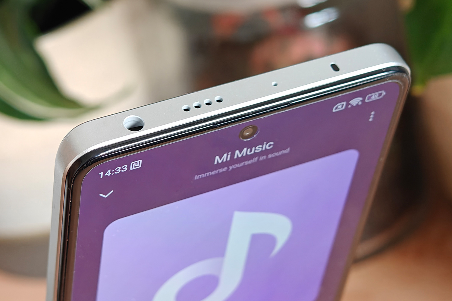 Redmi Note 12 Pro+ review headphone port