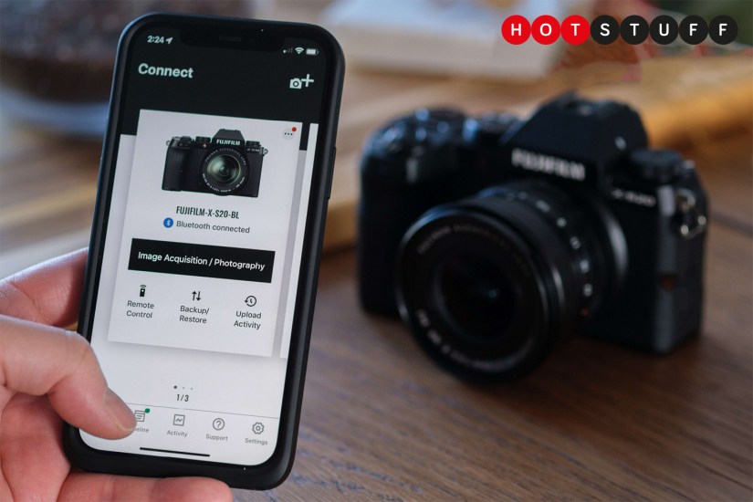 New Fujifilm XApp seamlessly syncs your CSC snaps