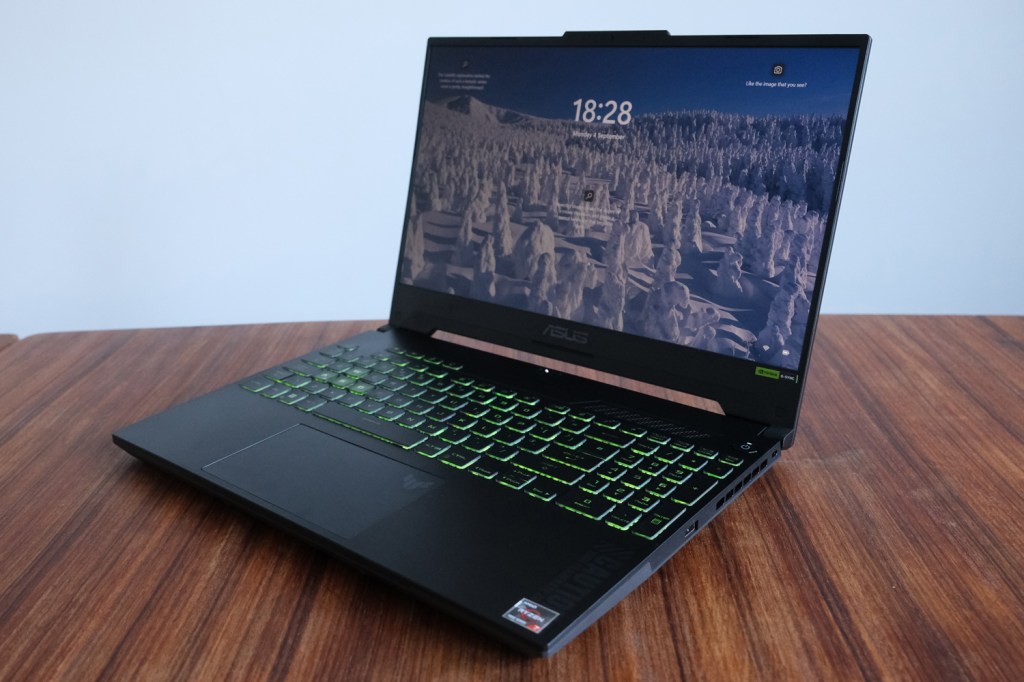 Asus TUF Gaming A15 2023 review Windows lock screen